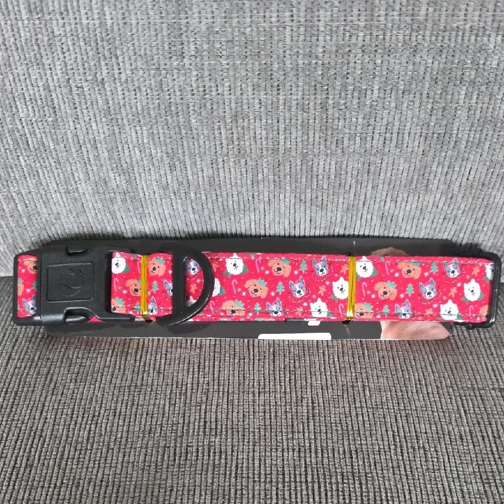 Red Christmas Dog Collar, XL, (18-28 Inches), New